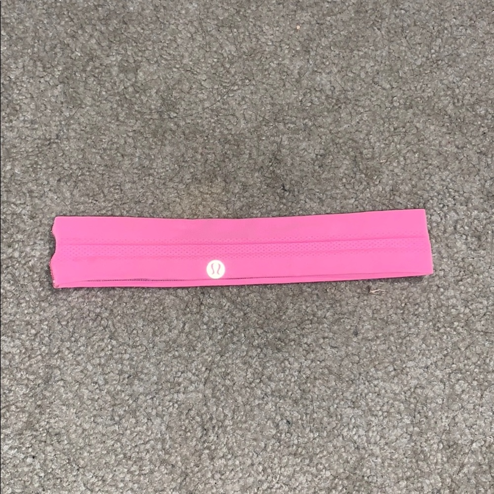 pink lulu lemon headband